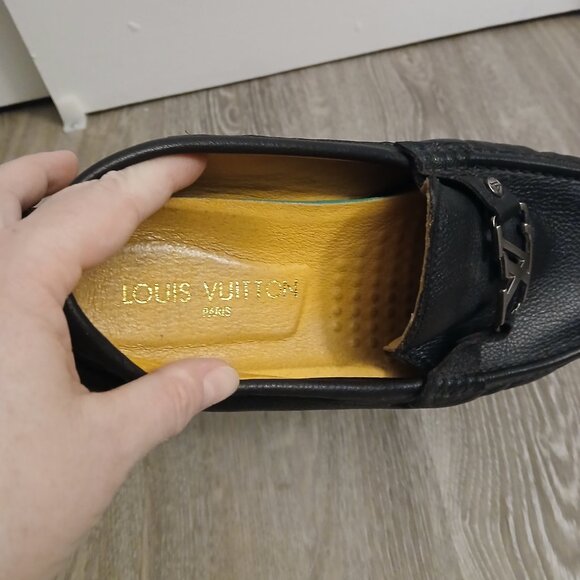 Shoes - Picture 4 of 7